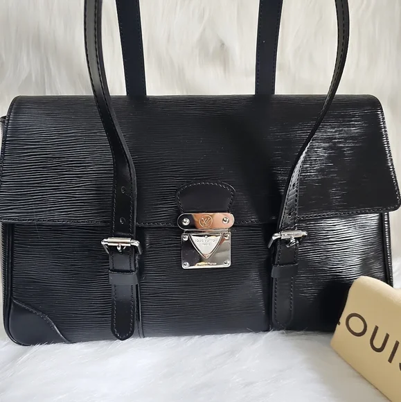 🔥😍 Like New- Beautiful Condition 🔥 😍 Authentic Louis Vuitton Bag Epi Black - Picture 16 of 16